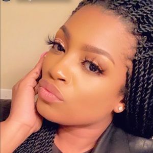 Meet your Posher, Dewanna